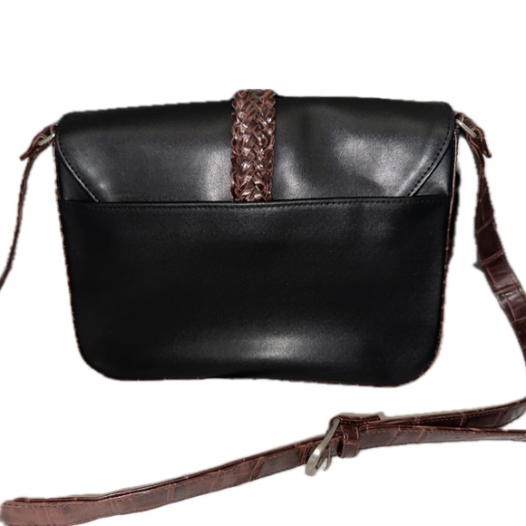 Unbranded Black Flap Crossbody Purse with Silver Tone Hardware - Picture 9 of 10